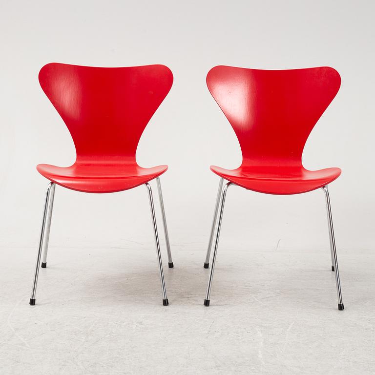 Arne Jacobsen, stolar, 6 st, "Sjuan", Fritz Hansen, Danmark.