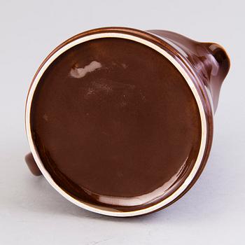 KAJ FRANCK, A 67-piece SET OF KILTA / TEEMA FAYENCE / PORCELAIN by Arabia.