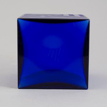 A 'Sininen blue' glass box by Markku Salo, Nuutajärvi, Notsjö, Finland, numbered 74/500.