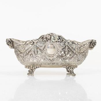 A Louis XVI-style silver bowl, with Swedish import marks, early 20th century.
