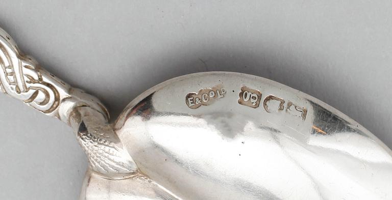 SKED, silver, Elkington & Co, London 1902. Vikt ca 43 gram.