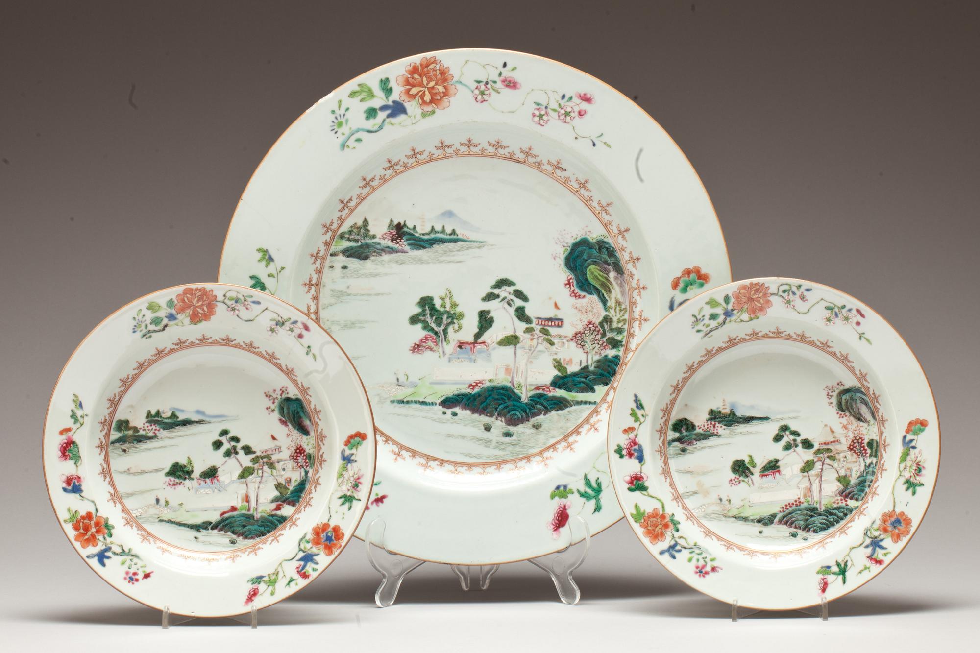 FAT samt TALLRIKAR, 2 st, kompaniporslin, Kina, Qianlong.