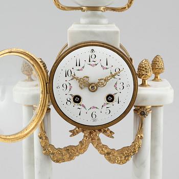 A French Louis XVI-style mantle clock, first half of the 20th century.