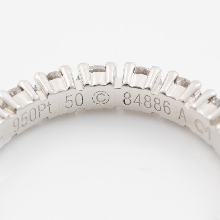 Ring, Cartier, helallians platina med briljantslipade diamanter.