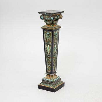 A ceramic pedestal, Rörstrand, circa 1900.