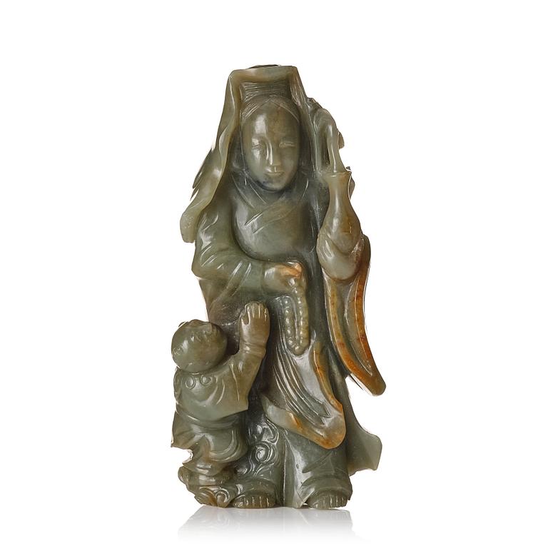 A nephrite sculpture of Guanyin, Qing dynasty, 19th Century.