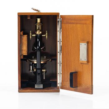 C Reichert, microscope in case, Austria, circa 1900.