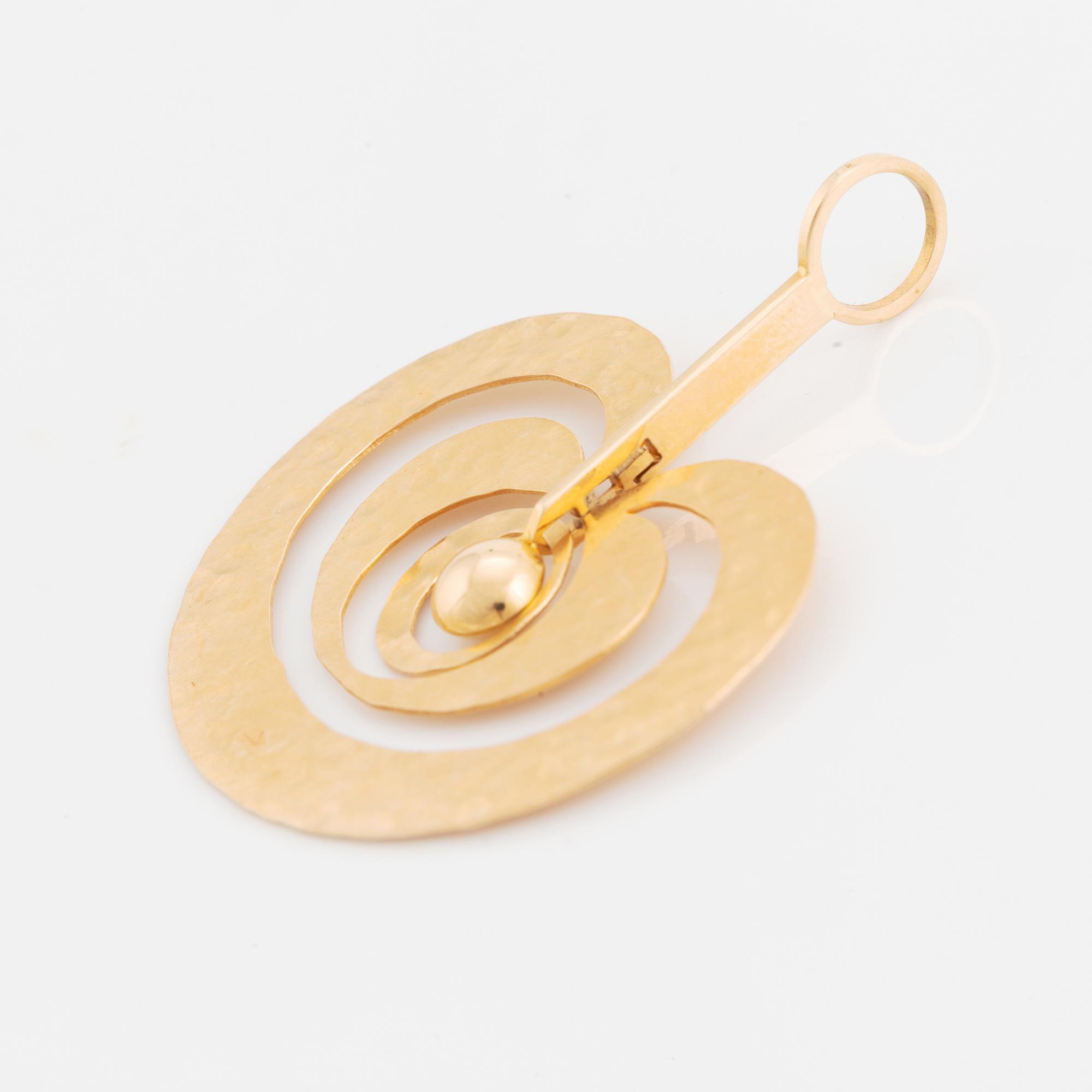 Tapio Wirkkala, hänge, "äpple", 18K guld.