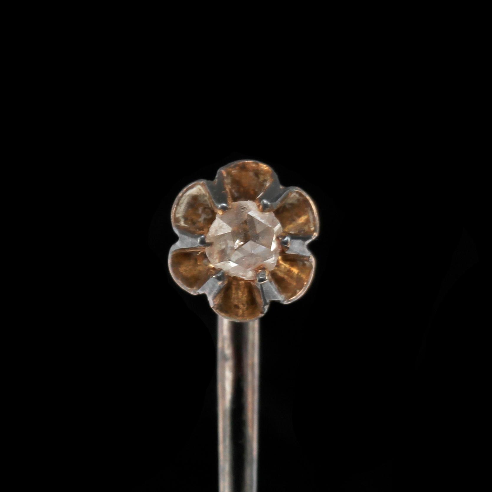 SLIPSNÅL, silver med rosenslipad diamant, 1900-tal. Vikt 0,5 g.