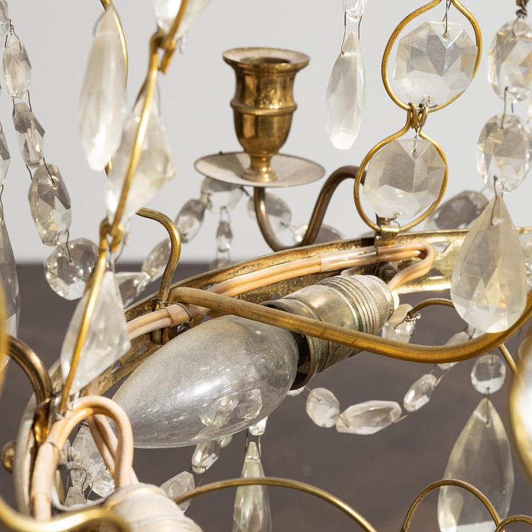 A Gustavian style chandelier, mid-20th Century.