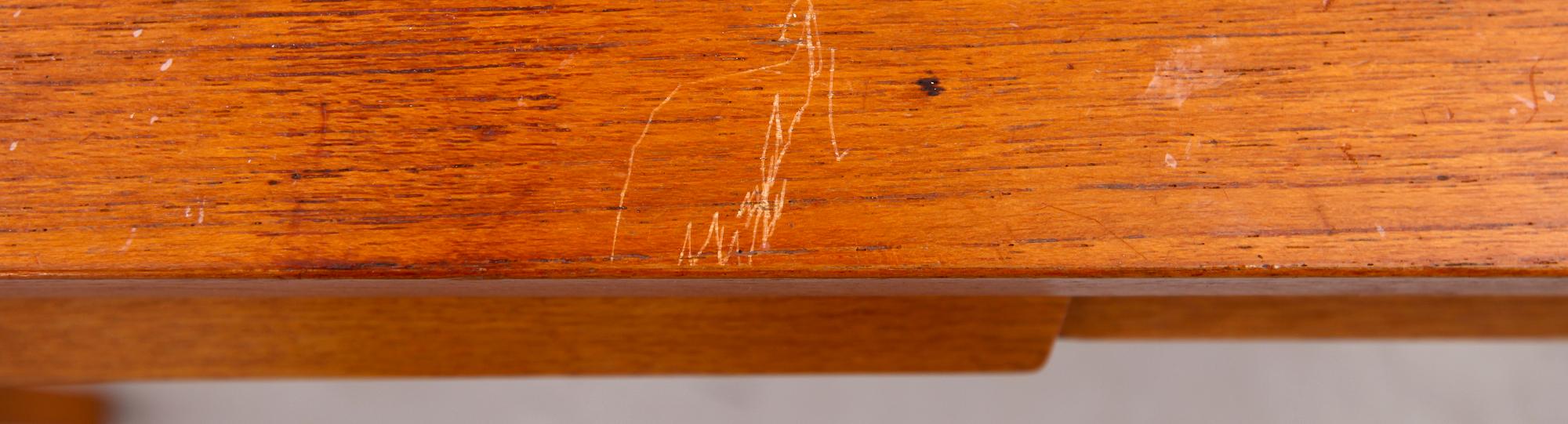 TOALETTBORD, Bertil Fridhagen, Bodafors, 1900-talets mitt.