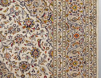 Matta, Keshan, ca 357 x 247 cm.