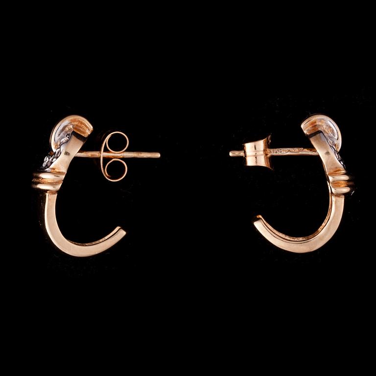 ÖRHÄNGEN, 14K guld, 8/8-slipade diamanter. Vikt totalt ca 2,5 g.