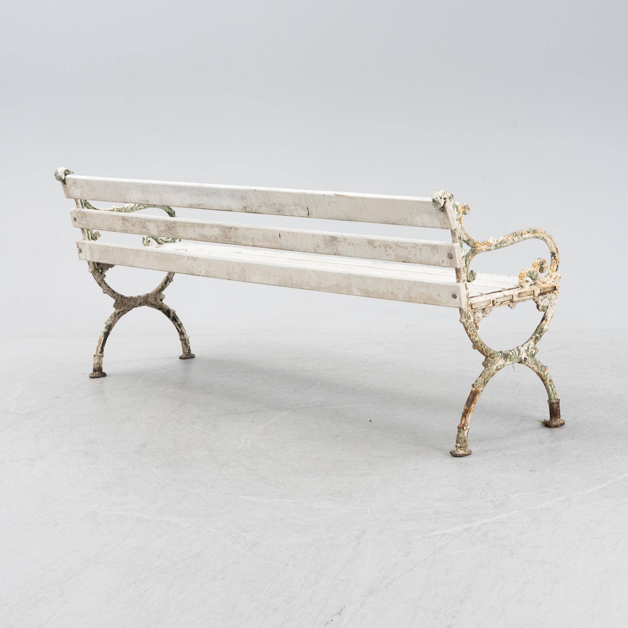 Trädgårdsbänk, tidigt 1900-tal.