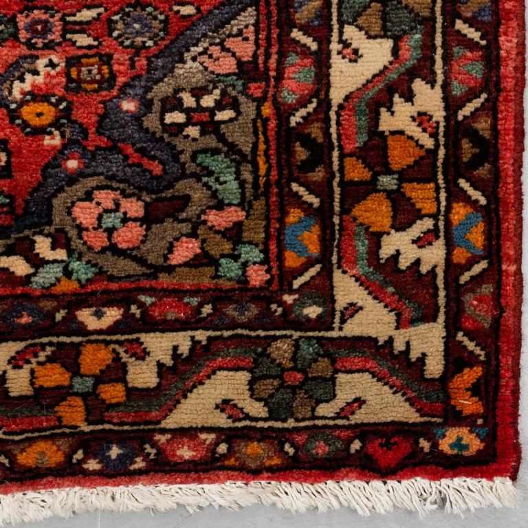 MATTO, a Hamadan, ca 299-307,5 x 109 cm.