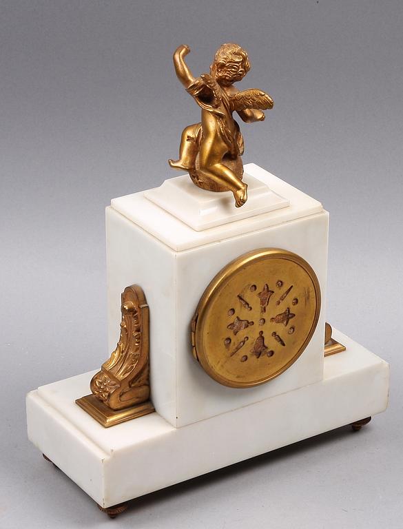 BORDSPENDYL, gustaviansk stil, 1800-tal, Frankrike.