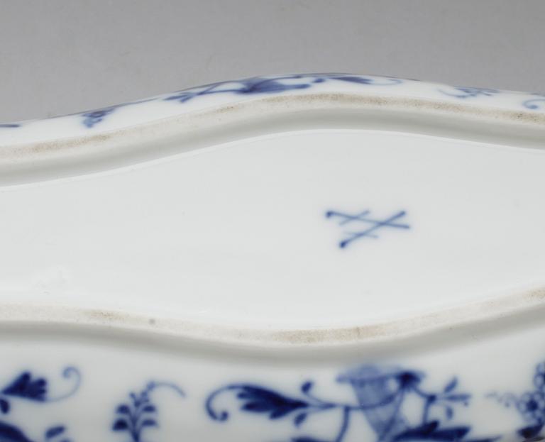 KAMASK, porslin, Meissen, 1900-talets mitt.