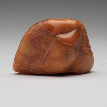 A sculptured agathe boulder, presumably early 20th Century.