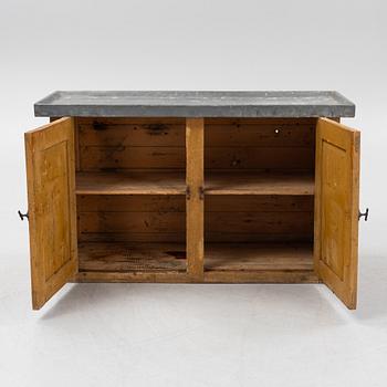 A late 19th century sink.