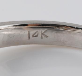 RING, 18K vitguld med briljantslipade diamanter ca 0.50 ct. Vikt 2,9 gram.