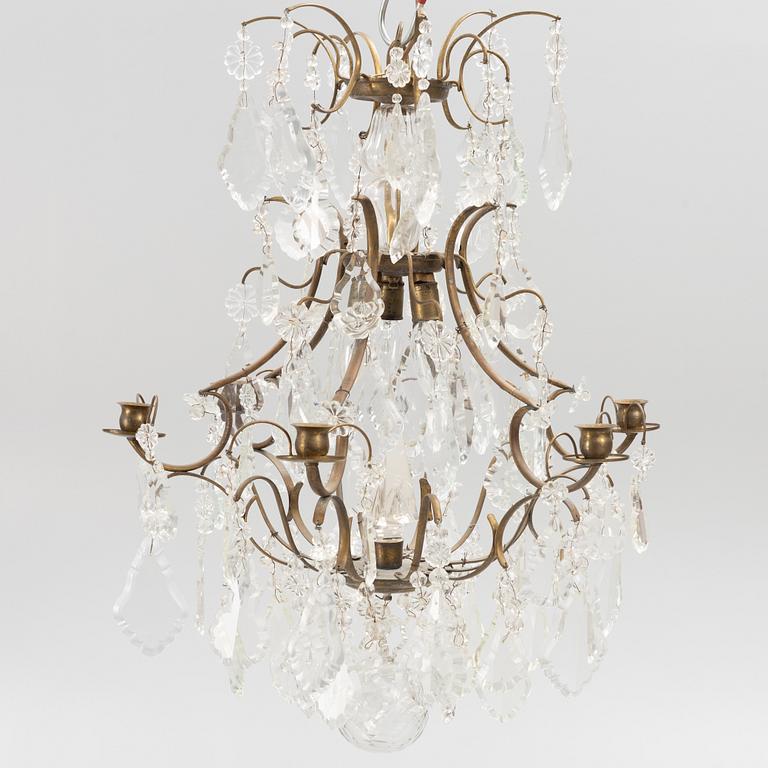 Ljuskrona, rokokostil, 1900-talets första hälft.