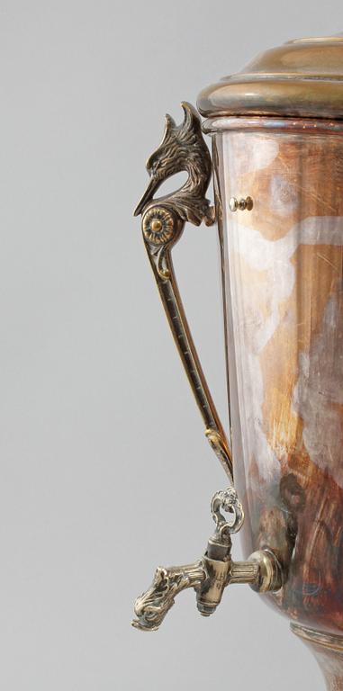 SAMOVAR, nysilver, C.G Hallberg, Stockholm, omkring sekelskiftet 1900.