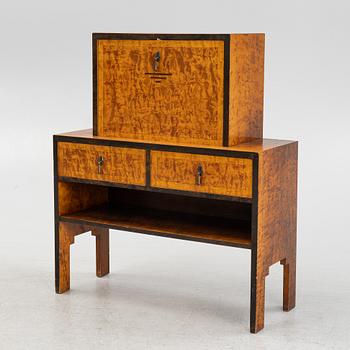 A 1930's cabinet.