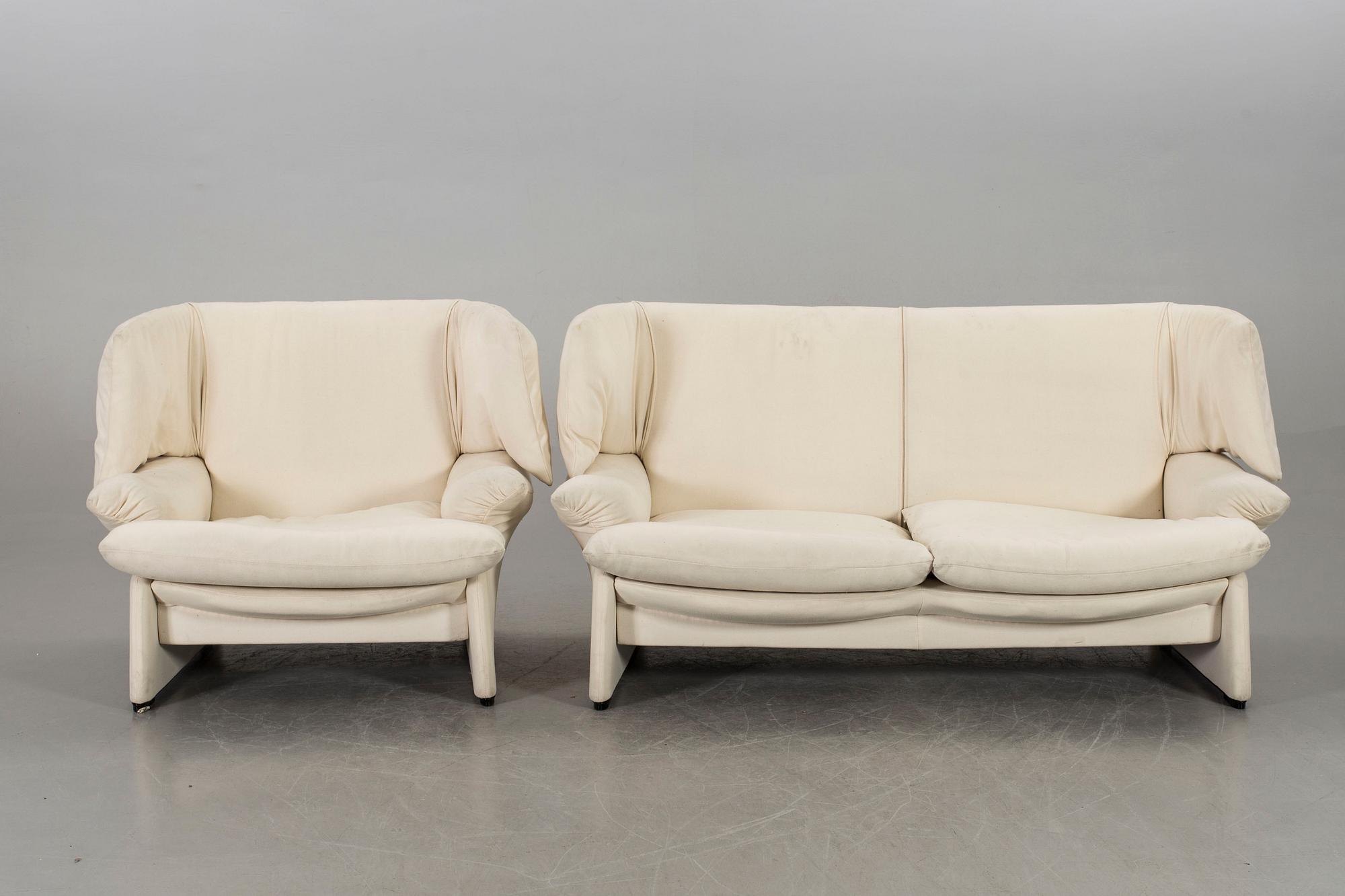A VICO MAGISTRETTI "PORTOVENERE" SOFA AND ARMCHAIR, Cassina late 20th century.