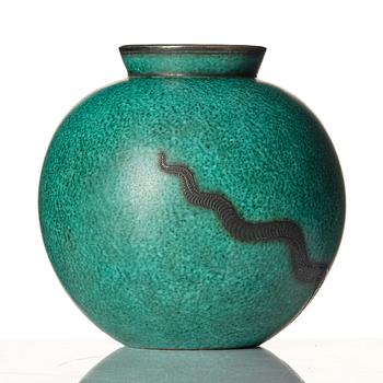 Wilhelm Kåge, an "Argenta" stoneware vase, Gustavsberg, Sweden, 1939, model no. 1042.