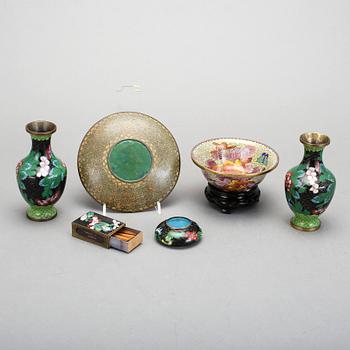 PARTI CLOISONNE,  8 delar, omkring 1900-tal, mestadels Kina.