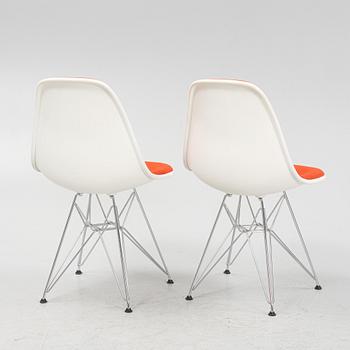 Charles & Ray Eames, stolar 5 st, "Plastick chair DSR", Vitra, daterad 2010.