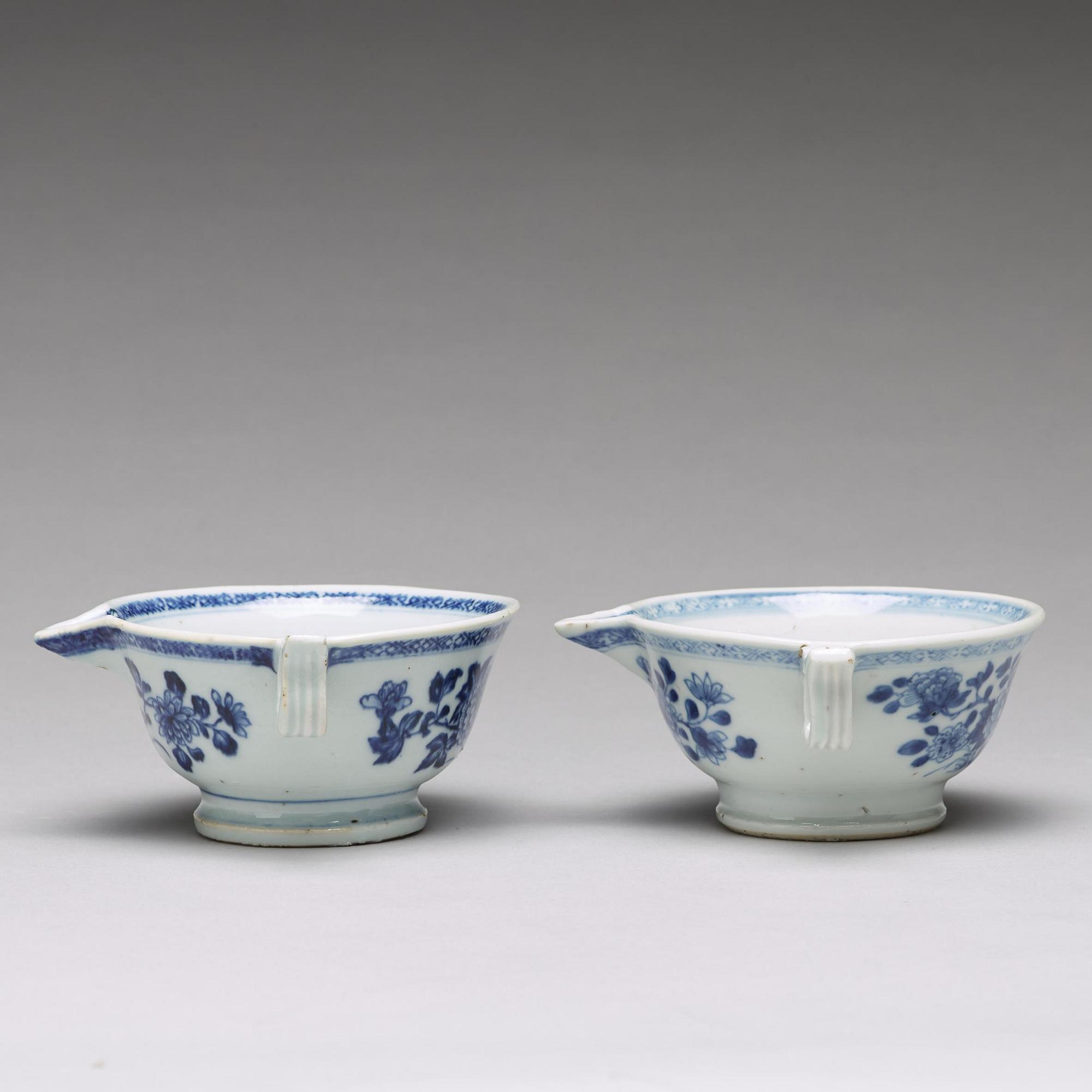 A pair of blue and white sauce boats, Qing dynasty, Qianlong (1736-95).