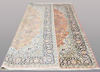 A CARPET Silk Kashmir , 339 x 244 cm.