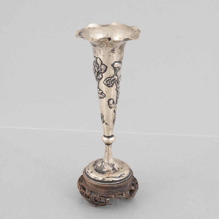 A Chinese silver vase, around 1900.