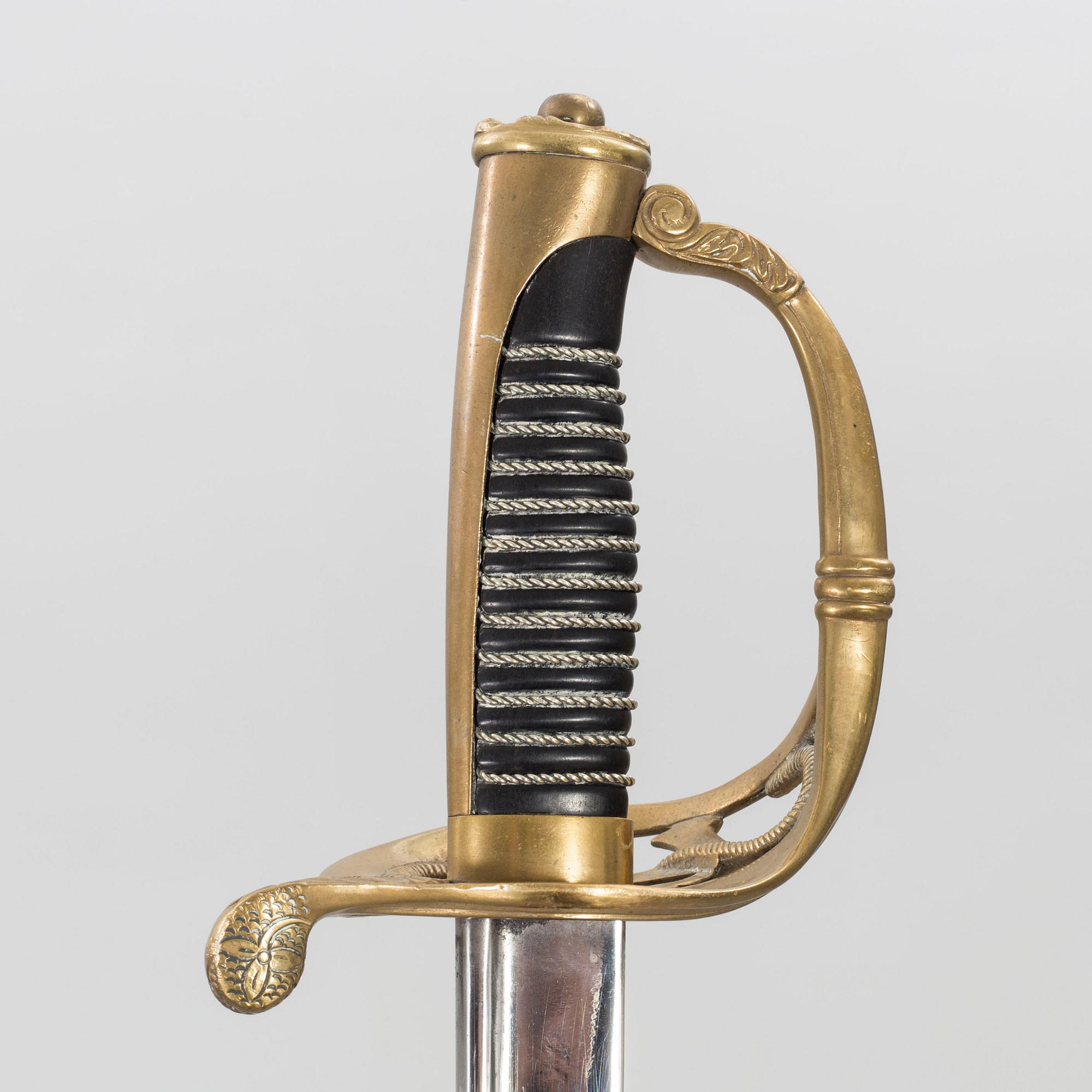 SABRE - Dutch navy, marked 'yzerhouwer' and W.K & C.