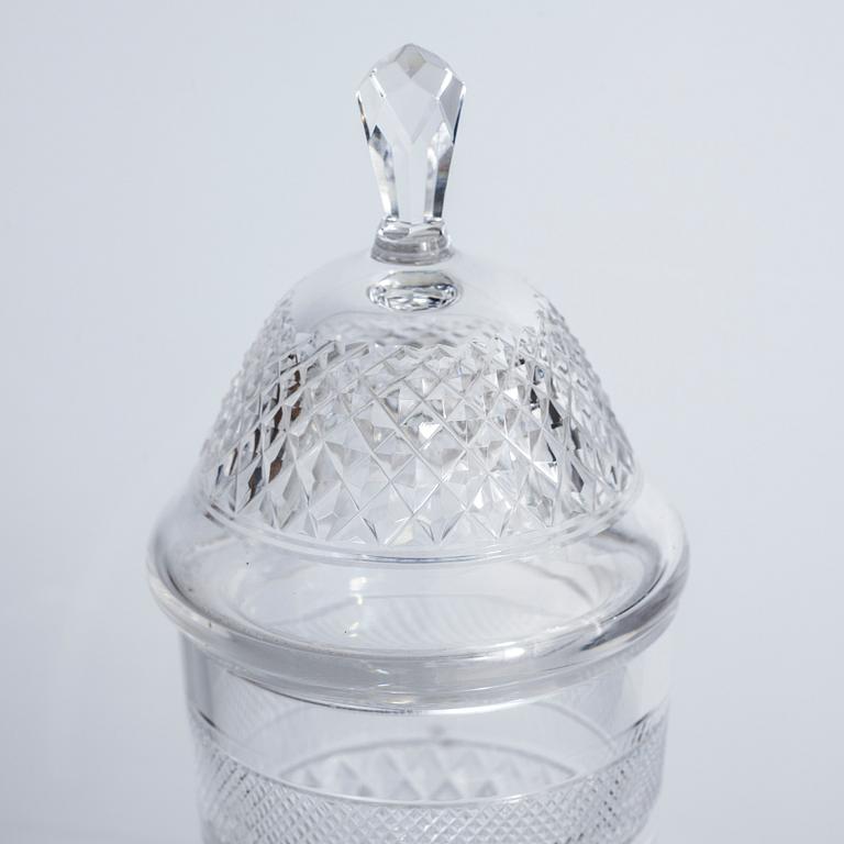 Four glass bowls on foot, "Kent", by Elis Bergh for Kosta, second half of the 20th century.