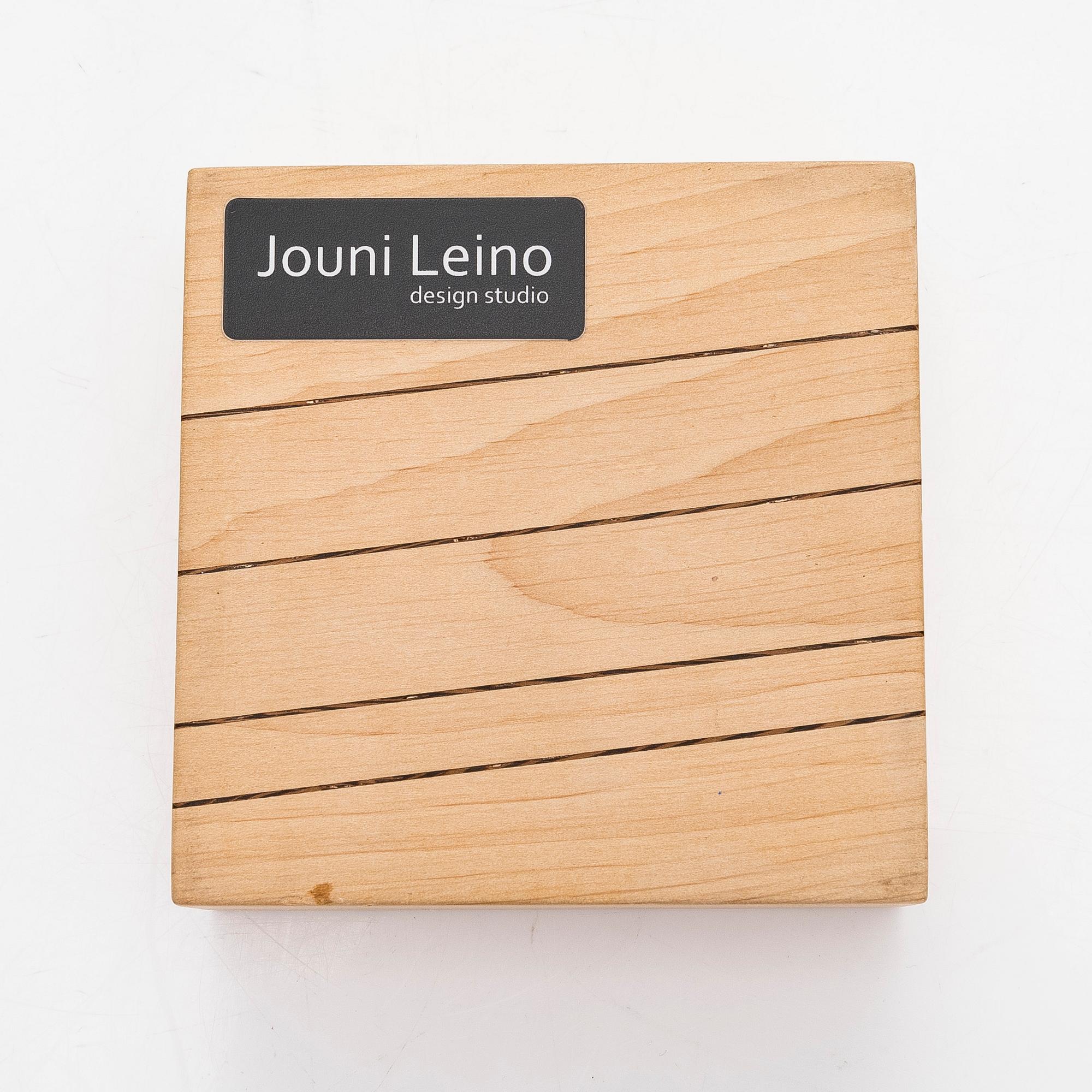 Jouni Leino, Skål och klädhängare, Jouni Leino Design Studio.