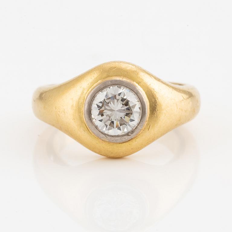 Ring, 18K gold with a brilliant-cut diamond approximately 1.20 ct.
