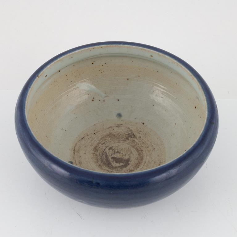 A Chinese Porcelain Blue Censer / Flower Pot, Qing Dynasty.