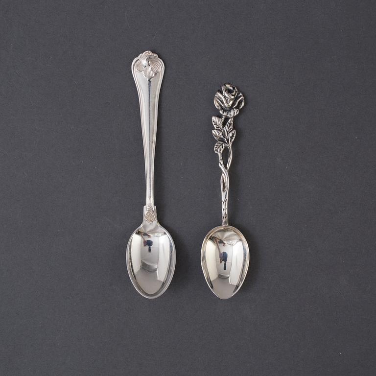 24 SILVER COFFEE SPOONS (12+12), second half of the 20th century. Weight ca 230 g.