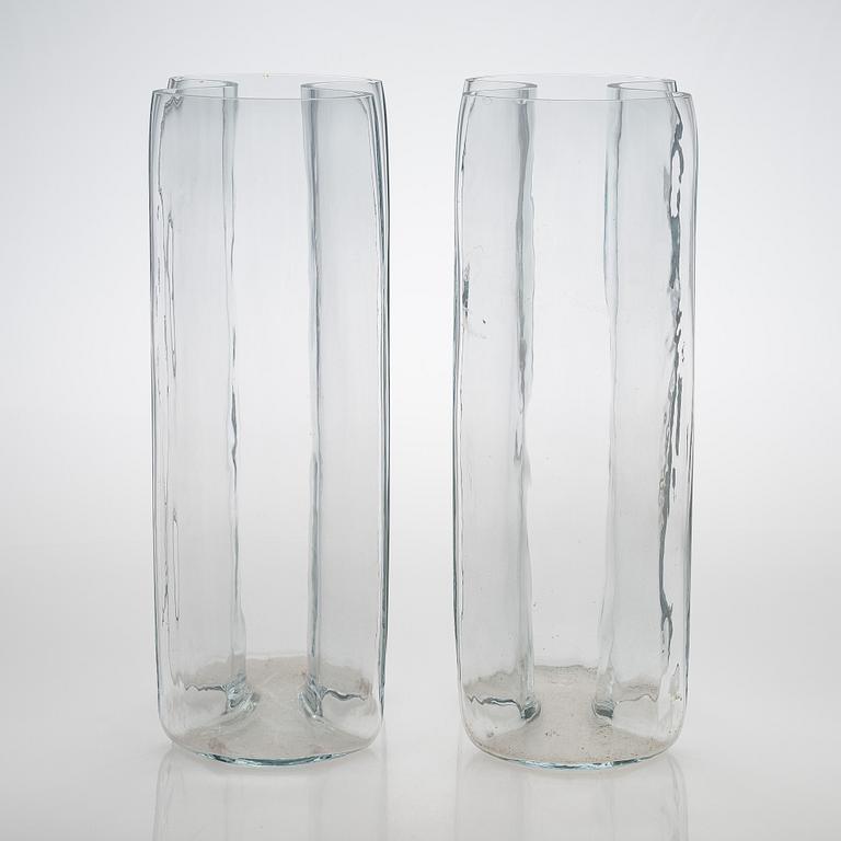 Nanny Still, vaser, 2 st, Riihimäen Lasitehdas Oy.