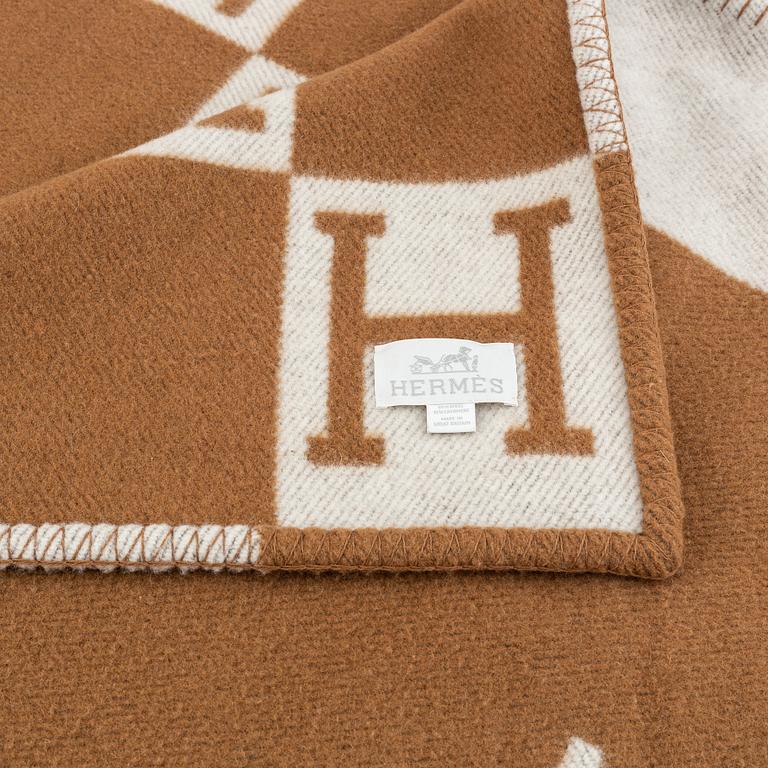 Hermès, a woll and cashmere blanket.