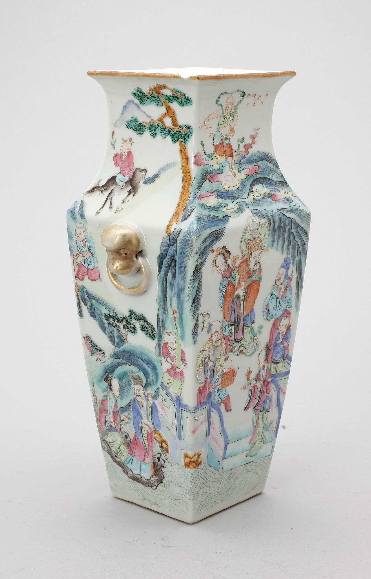 VAS, porslin, Kina 1800-tal.