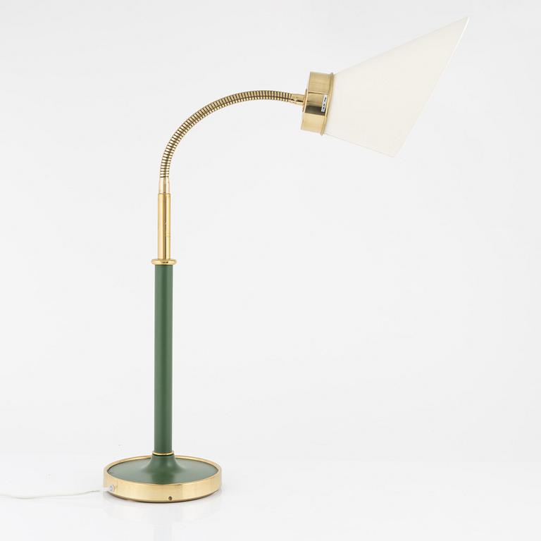 Josef Frank, bordslampa, modell 2434, Firma Svenskt Tenn.