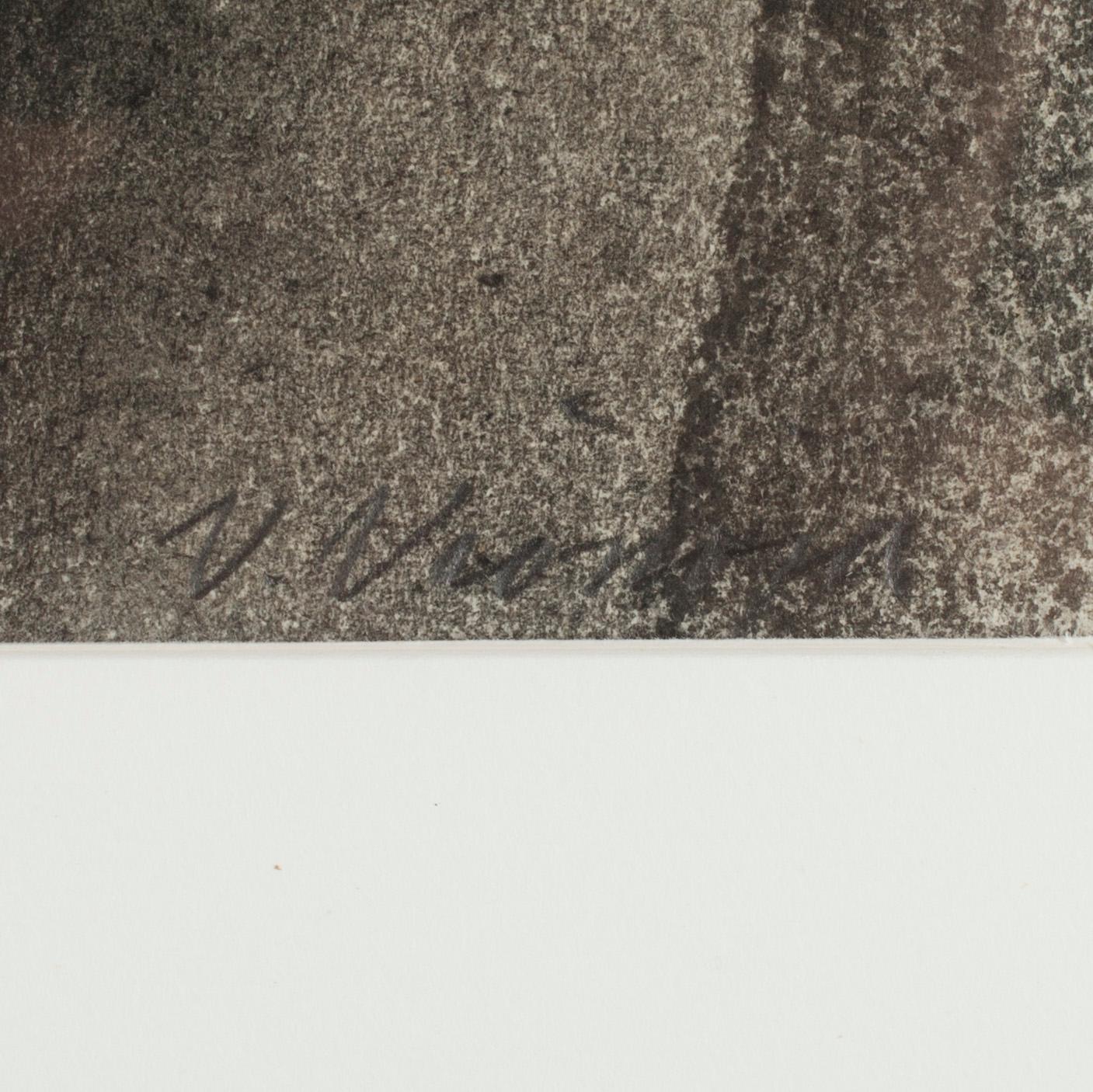 VEIKKO VIONOJA, hiilipiirros paperille, signeerattu.