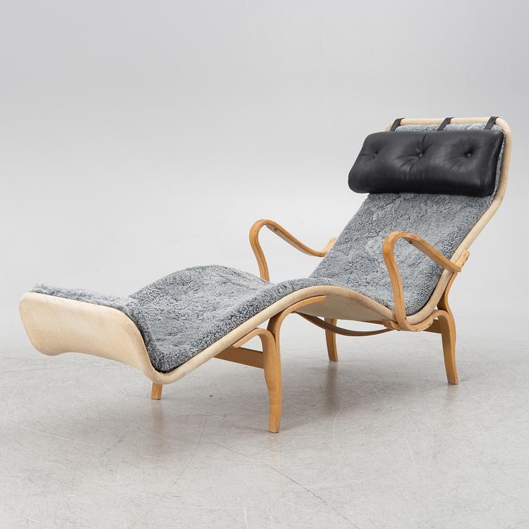 Bruno Mathsson, a "Pernilla" lounge chair, Dux, Sweden, second half of the 20th century.