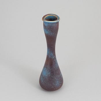 A Gunnar Nylund stoneware vase, Rörstrand 1950´s.