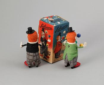 SCHUCOFIGURER, 2 st. Tyskland, ca 1950. Jonglerande clowner.