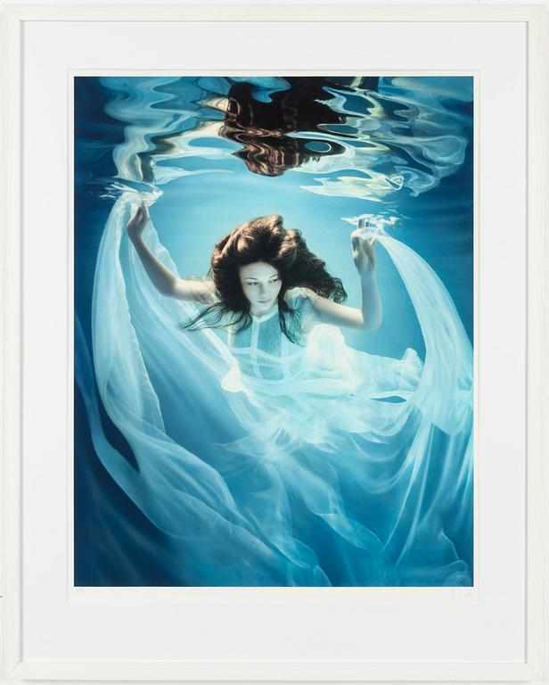 Ralf Artz, "Underwater Beauty I".