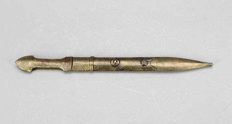 FASKINKNIV samt KINDJAL, 1800/1900-tal.